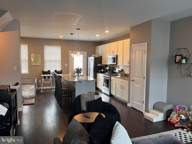 Photo - 107 Winterberry Way