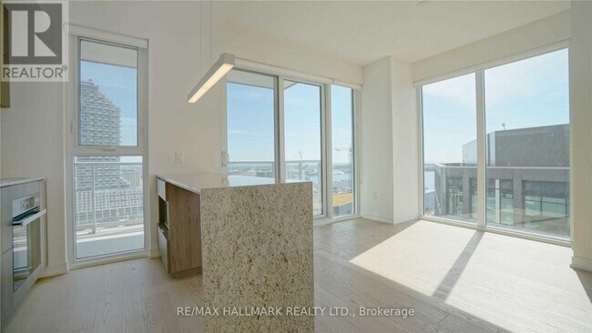 Photo - 15 Lower Jarvis St Unit 1703