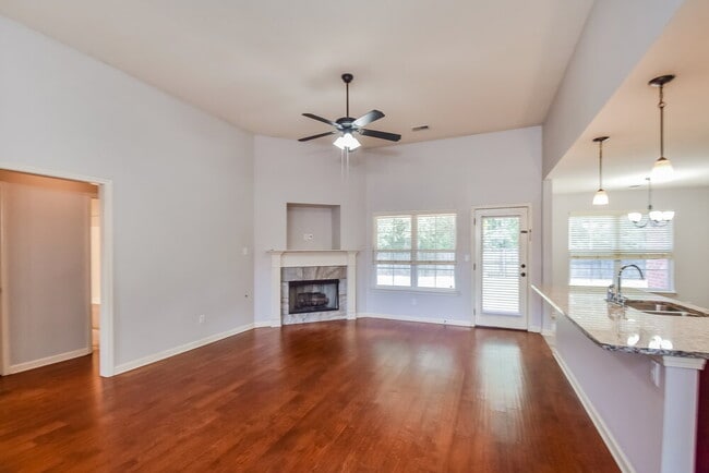 Photo - 2665 Cherry Tree Dr