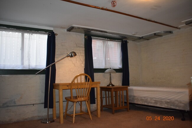 Photo - 533 Elizabeth St Unit 2