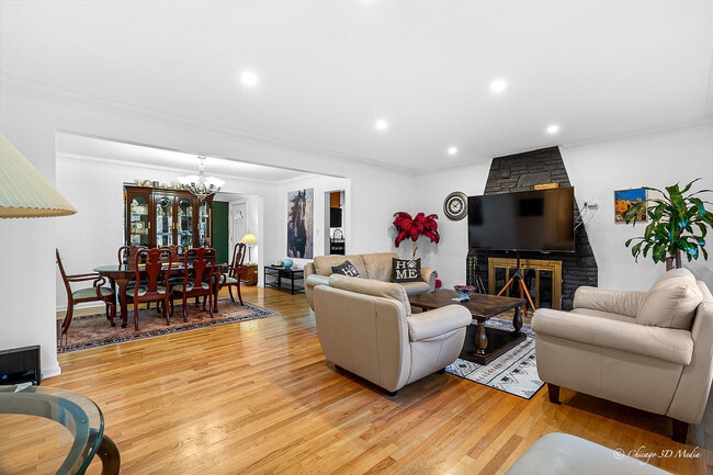 Photo - 5844 N Lacey Ave