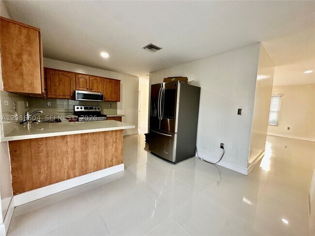 Photo - 18155 SW 105th Ave