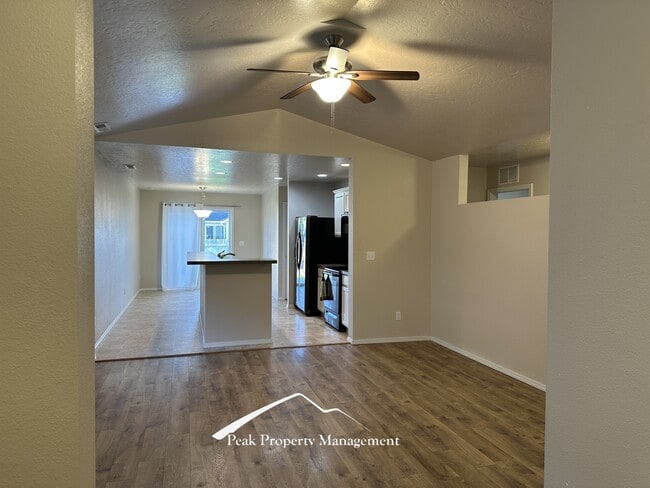 Photo - 12542 Ochoco St