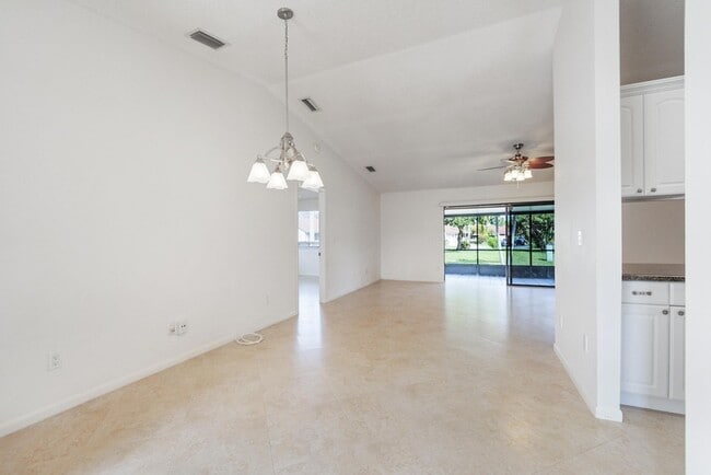 Photo - 22 Walcott Dr