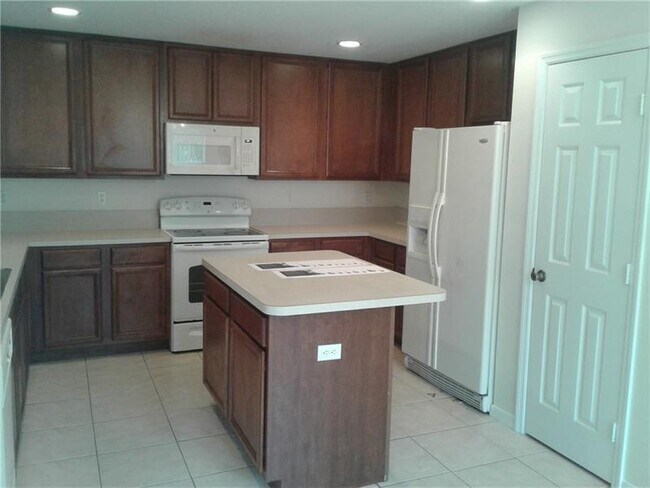 Photo - 1752 SW Airoso Blvd