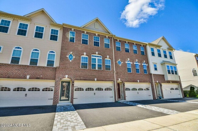 Photo - 29 Pate Dr Townhome