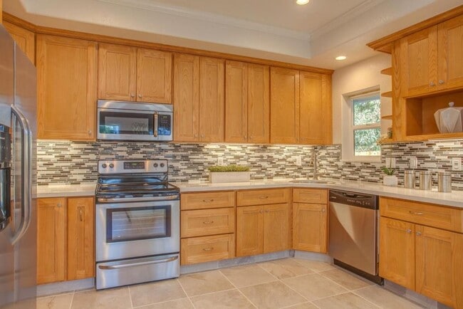 Photo - 70 Wright Ave Unidad 70 Wright Ave,  #2