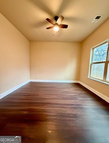 Photo - 1985 Boatswain Dr