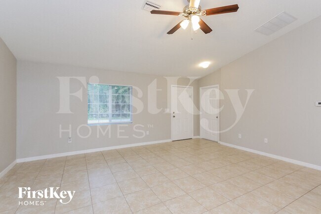 Photo - 5569 Landry Ave