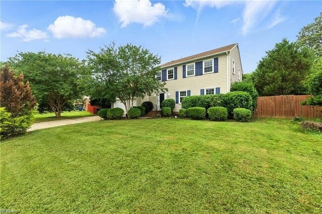 Photo - 707 Lipton Dr