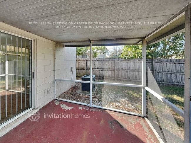 Photo - 9327 Daney St