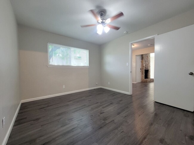 Photo - 907 Bird Creek Dr Unit A