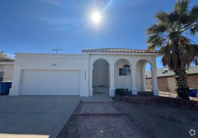 Building Photo - 12100 Dos Rios Dr Rental