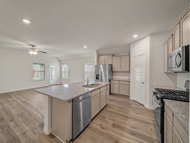 Photo - 9733 Tinsley St