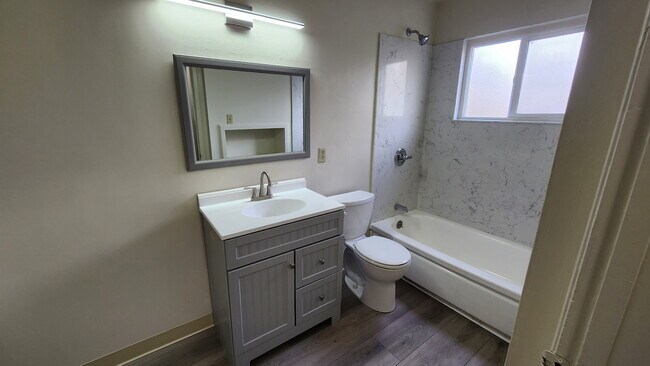 Photo - 39118 Sundale Dr Unit B