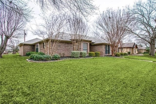 Photo - 249 Simmons Dr