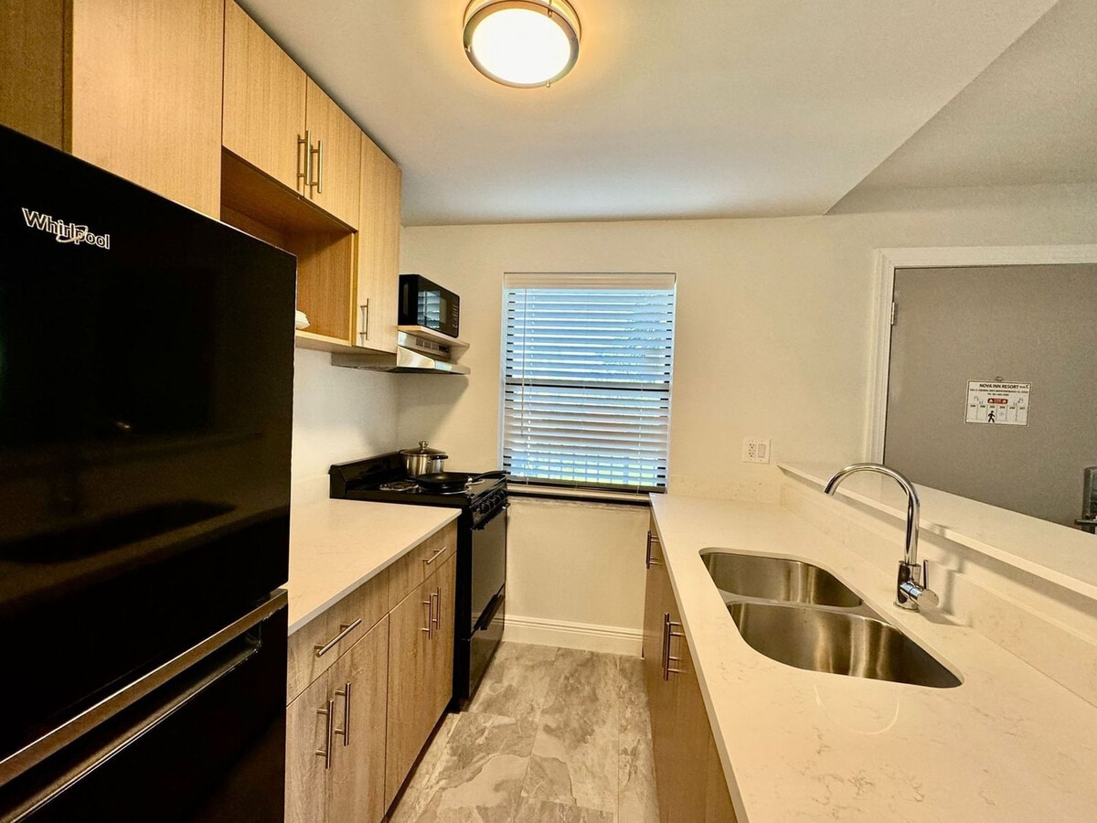 Photo - 2821 N Federal Hwy Unidad SI ID1514260P