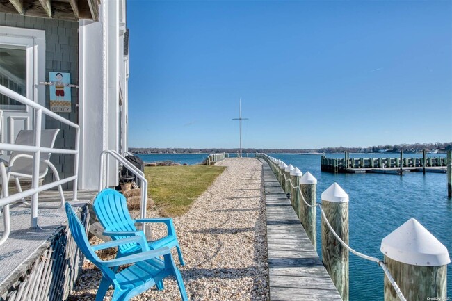 Building Photo - 8 Oyster Pt Rental