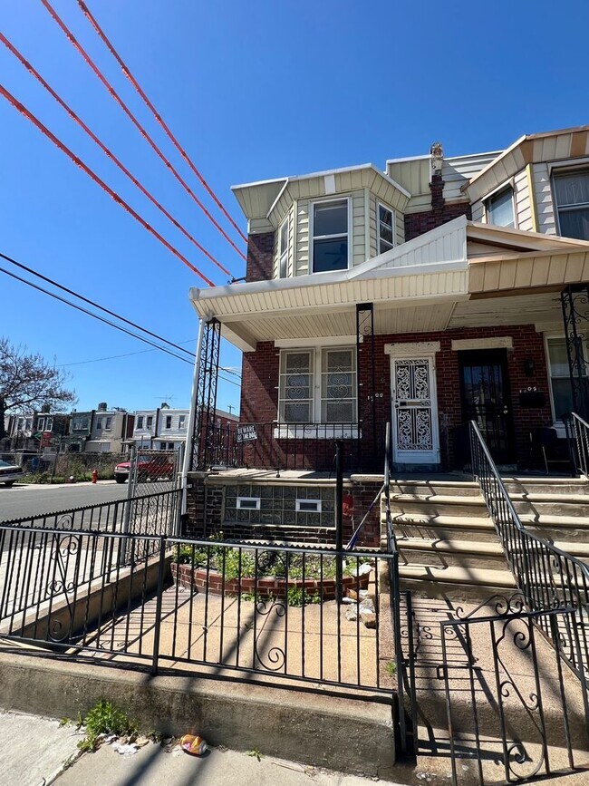 1500 N Frazier St