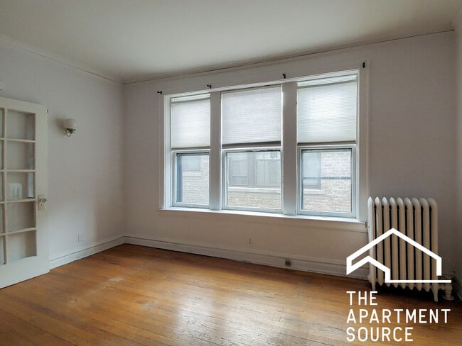 Photo - 432 W Surf St Unit 301