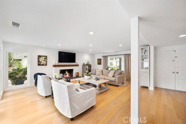 Photo - 1419 Santiago Dr