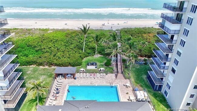 Photo - 4250 N Hwy A1A Unidad 302