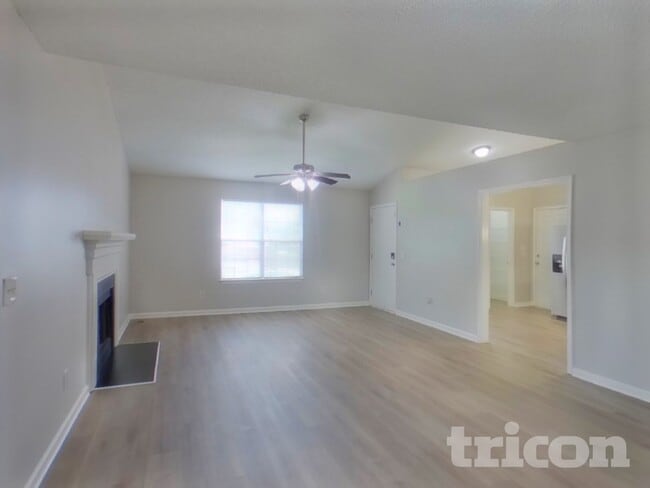 Photo - 105 Old Stone Rd