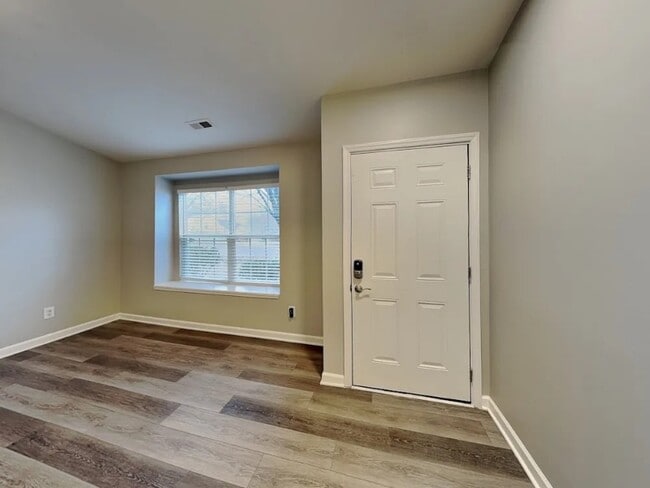 Photo - 302 Graham Meadow Dr