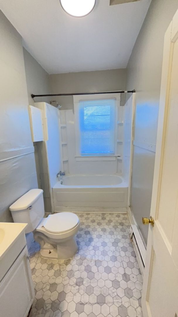 Photo - 626-628 W Main St Unit 626 #3