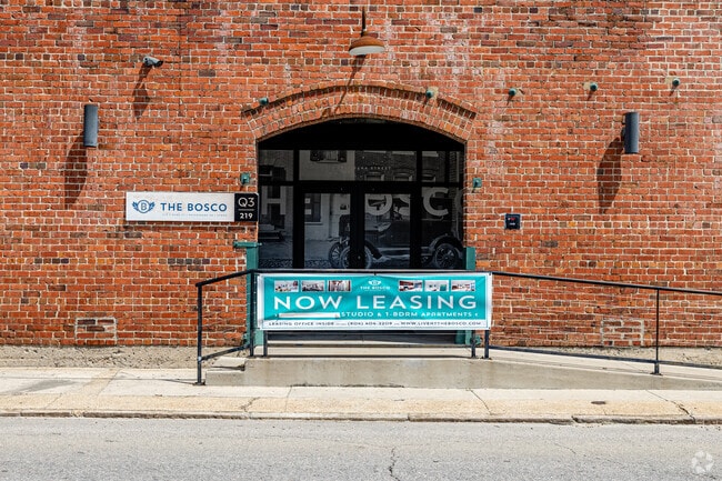Leasing Office
