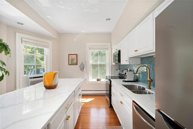 Photo - 109 Church St