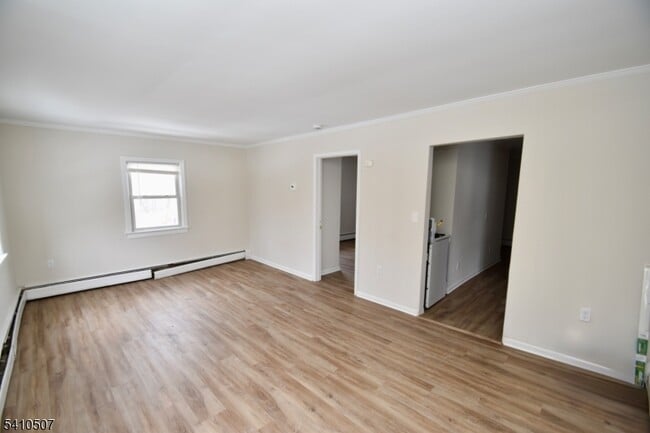 Photo - 69 NJ-23 Unit d