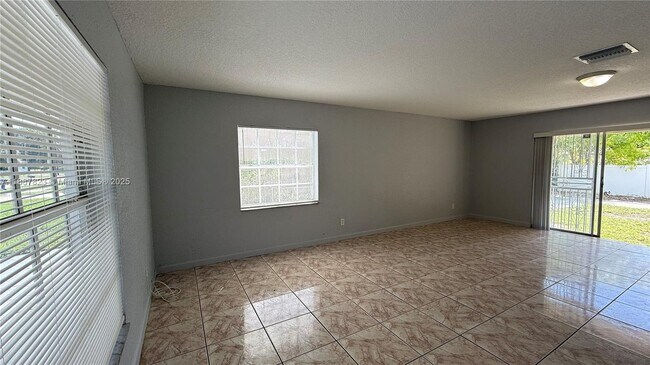 Photo - 2740 NW 9th St