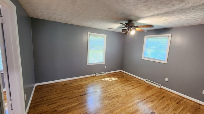 Master Bedroom - 703 Harding Ave