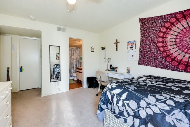 Photo - EL103 Unit 103