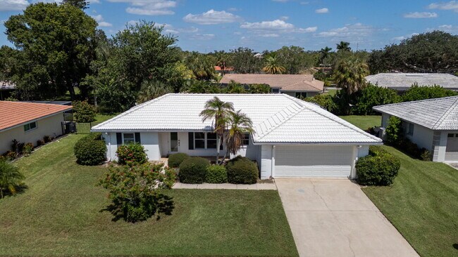7525 Swanson Ln