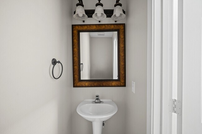 Photo - 11 Scenic Brook Ct