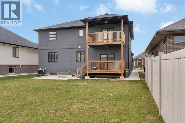 Photo - 197 Spring St