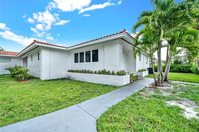 Photo - 350 Aledo Ave Unit B