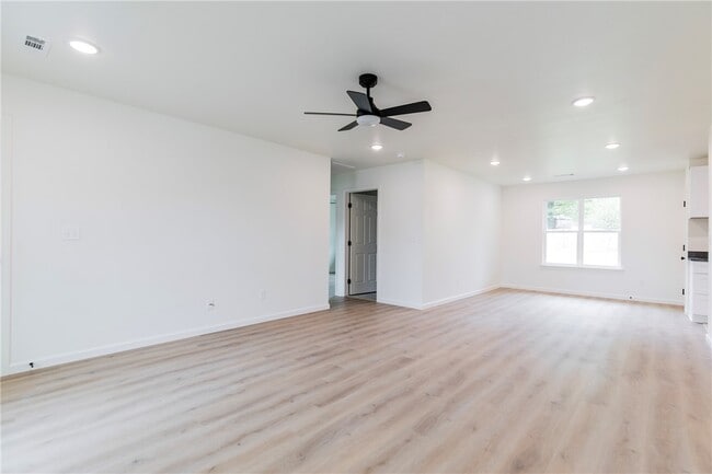 Photo - 1802 S 14th Pl