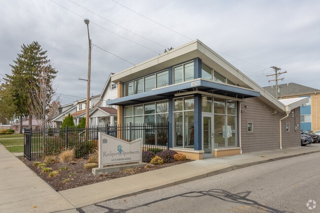 Rockport Apartments