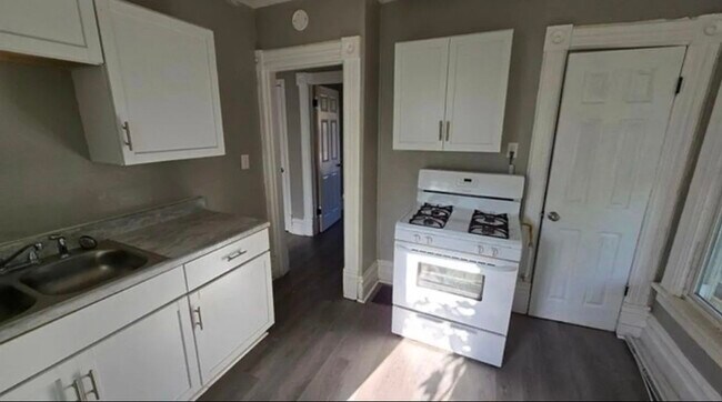 Photo - 975 Grant Ave Unidad 2