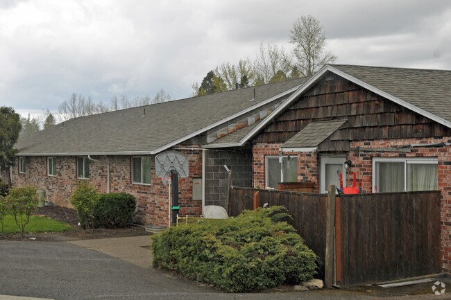 Photo - Ash Court Apartments