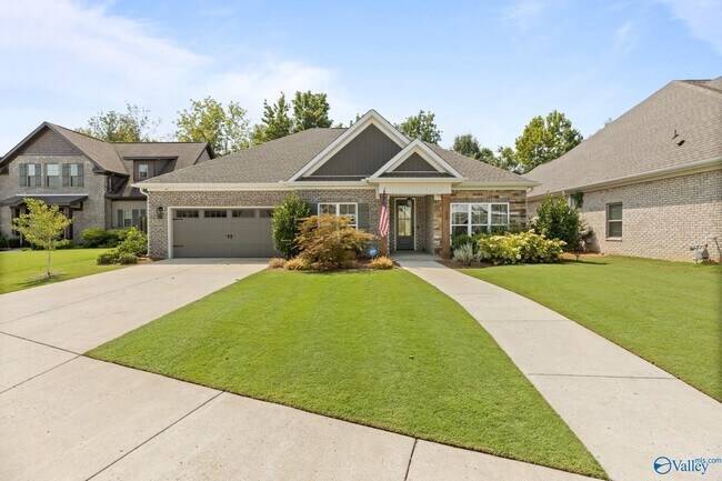 Photo - 26 Cobbs Cove Way SE