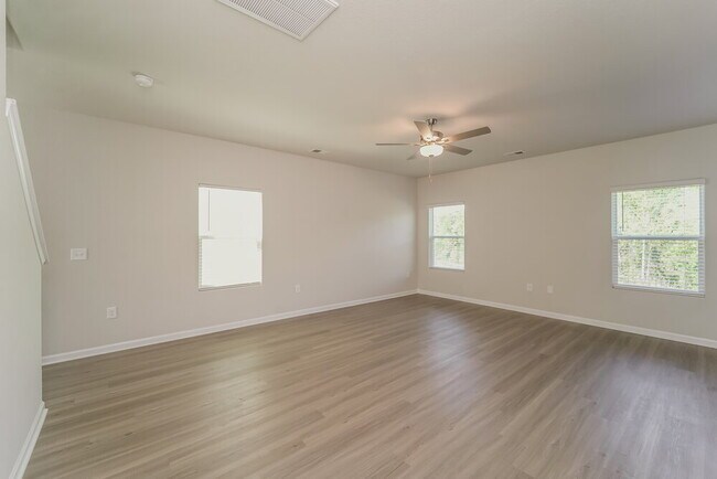 Photo - 6317 Lowe Ln