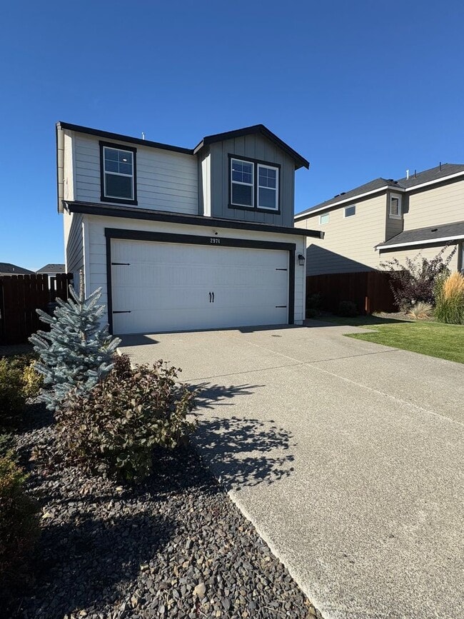 Photo - Spacious 4-Bedroom Home in a Great Neighbo...