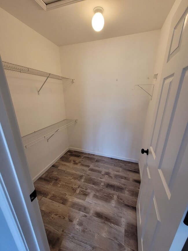 Photo - 404 Shade Tree Ln Unit 1