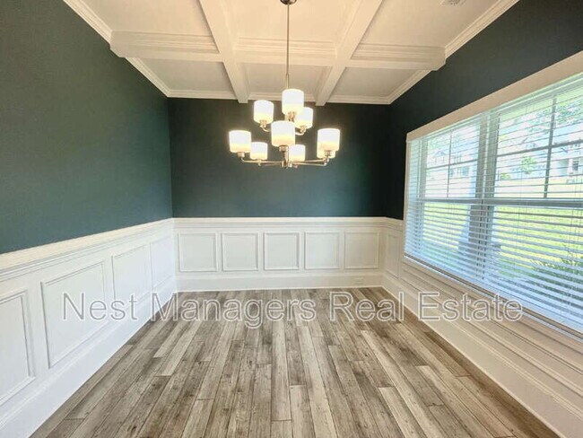 Photo - 356 Kensington Dr