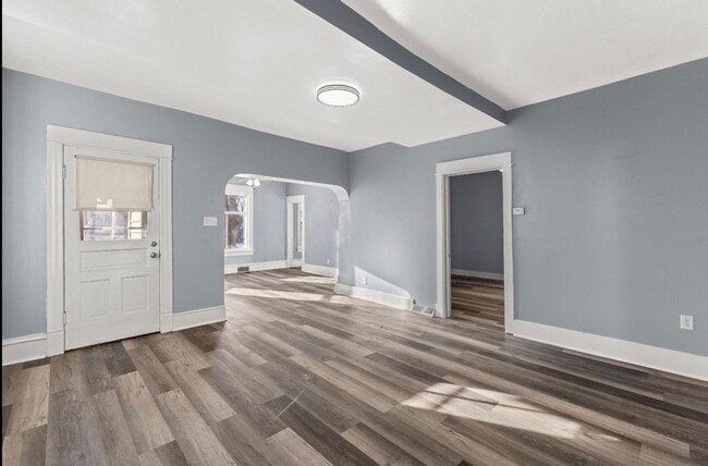 Photo - 2912 Wright Ave