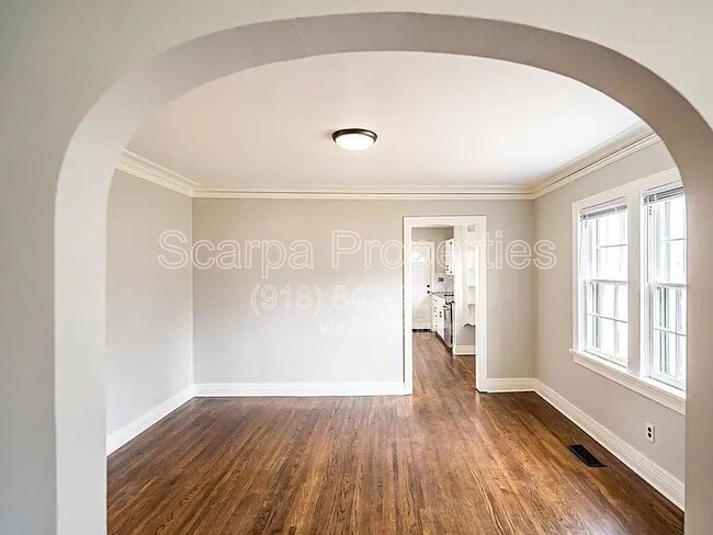 Photo - 610 N Ash Ave